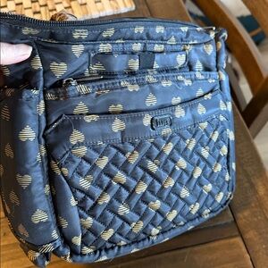 Lug Flutter black with gold hearts. Water bottle, cellphone pocket.  Key ring.